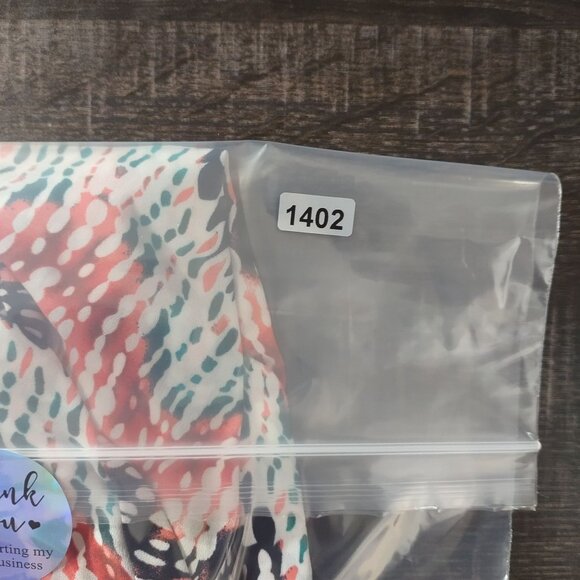 Cato Woman Plus Abstract Button Top 18/20W Multicolor Boho Artsy Lightweight Top - Picture 3 of 12